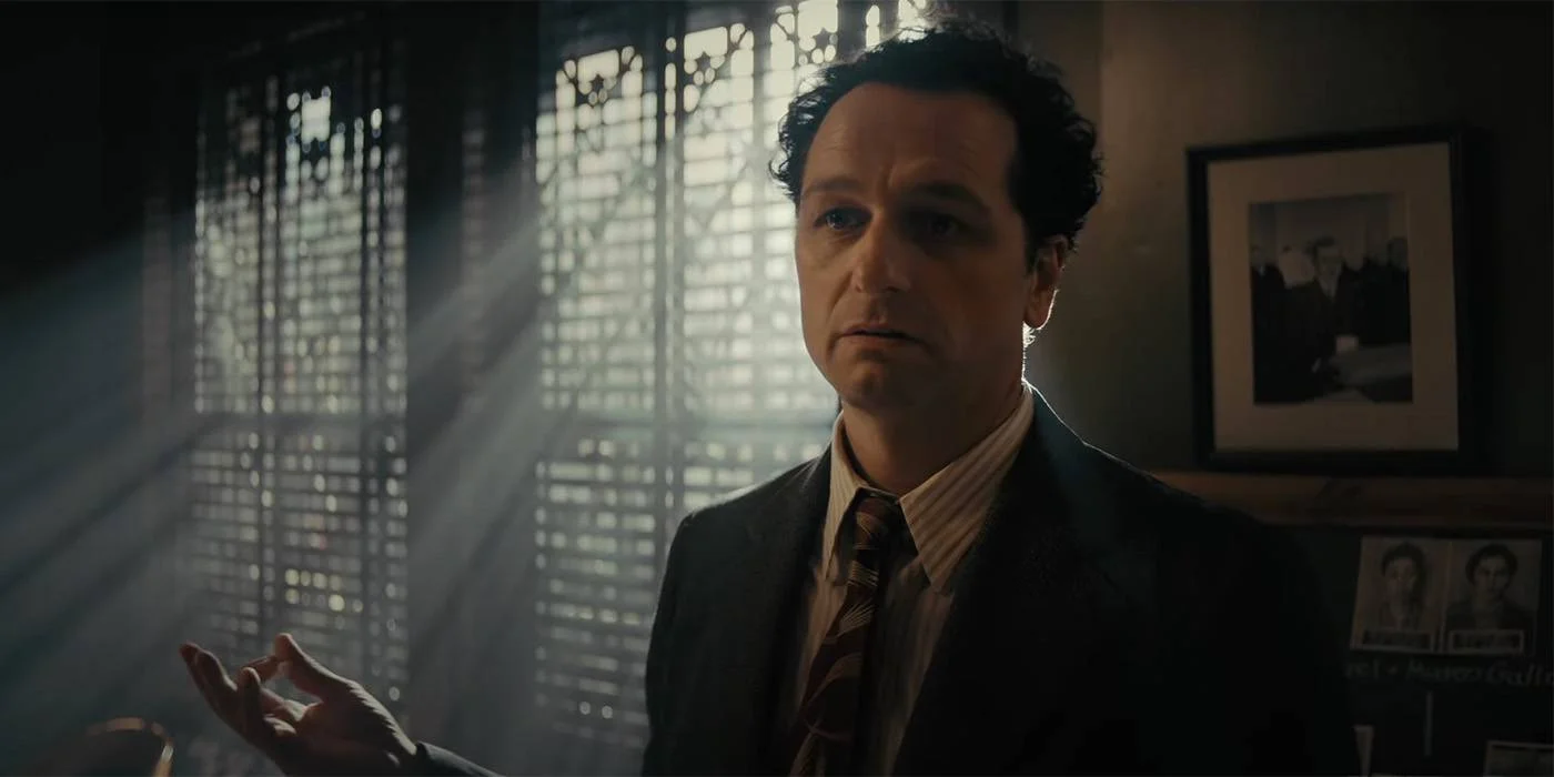 Matthew Rhys kao Perry Mason