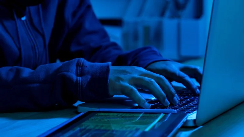 Nova prijetnja digitalnog doba: Kako su prevaranti uz pomoć vještačke inteligencije ukrali milione