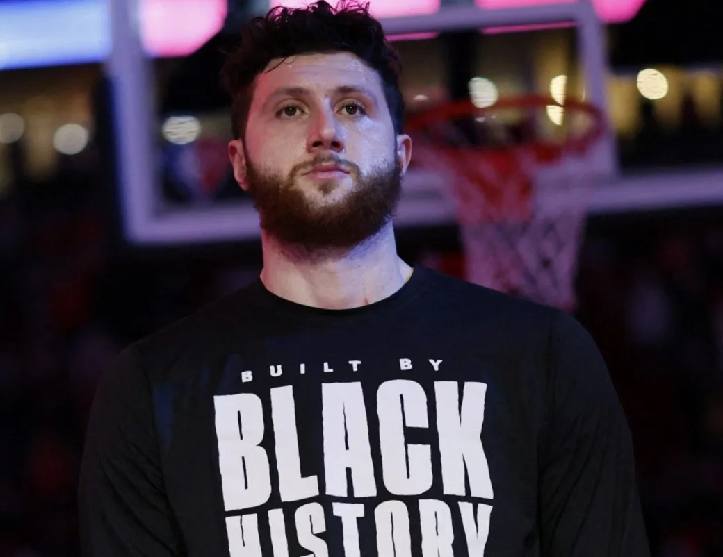 Veliko srce Jusufa Nurkića : Uoči  Ramazana  stanovnicima BiH u potrebi donirao 100 tona brašna