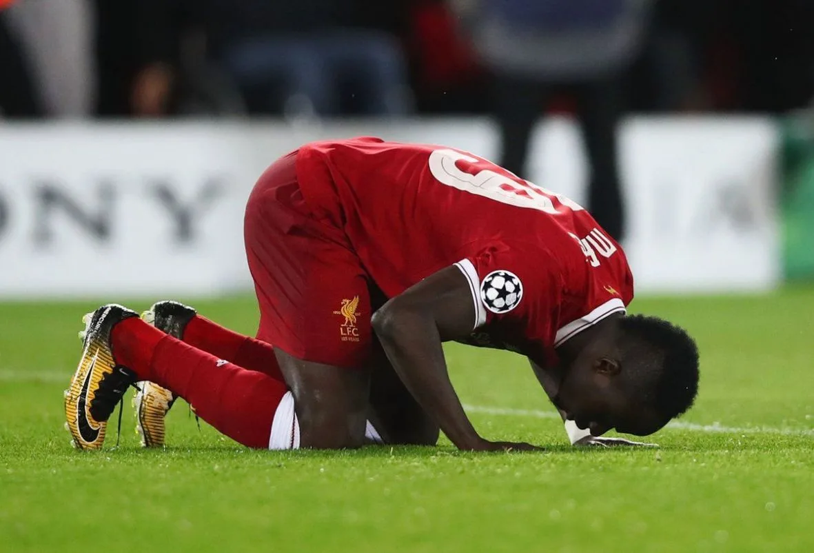 Sadio Mane finansirao izgradnju škole i bolnice u rodnom selu, djeci omogućio besplatnu odjeću