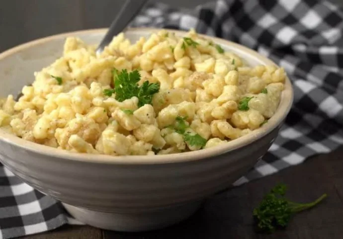 STARI JUGOSLOVENSKI RECEPT ZA TAHRANU: Rendani slatkiš kuhan u mlijeku budi najljepše uspomene iz djetinjstva