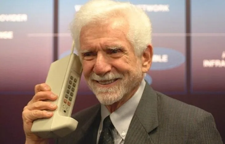 “Otac” mobilnog telefona: Telefon će postati dio tijela čovjeka