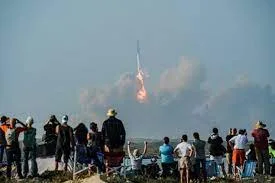 Raketa Starship eksplodirala ubrzo poslije lansiranja iz Texasa