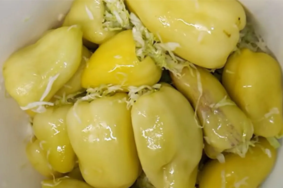 Kisela paprika sa medom u tegli – zimnica naših baka