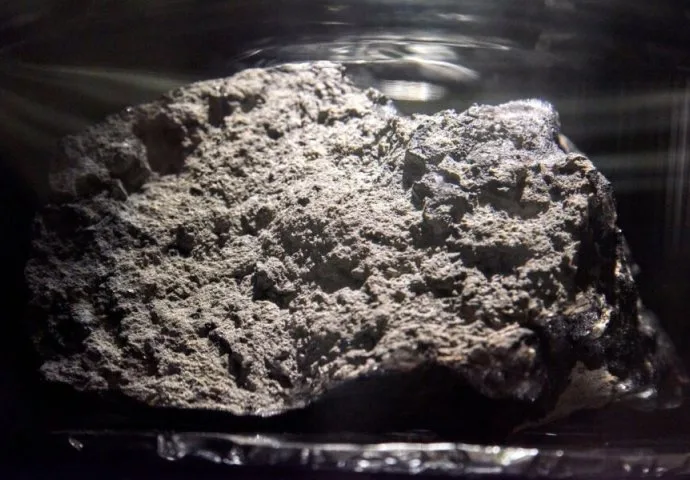 Naučnici otkrili neobičan misterij o meteoritima s Marsa koji padaju na Zemlju
