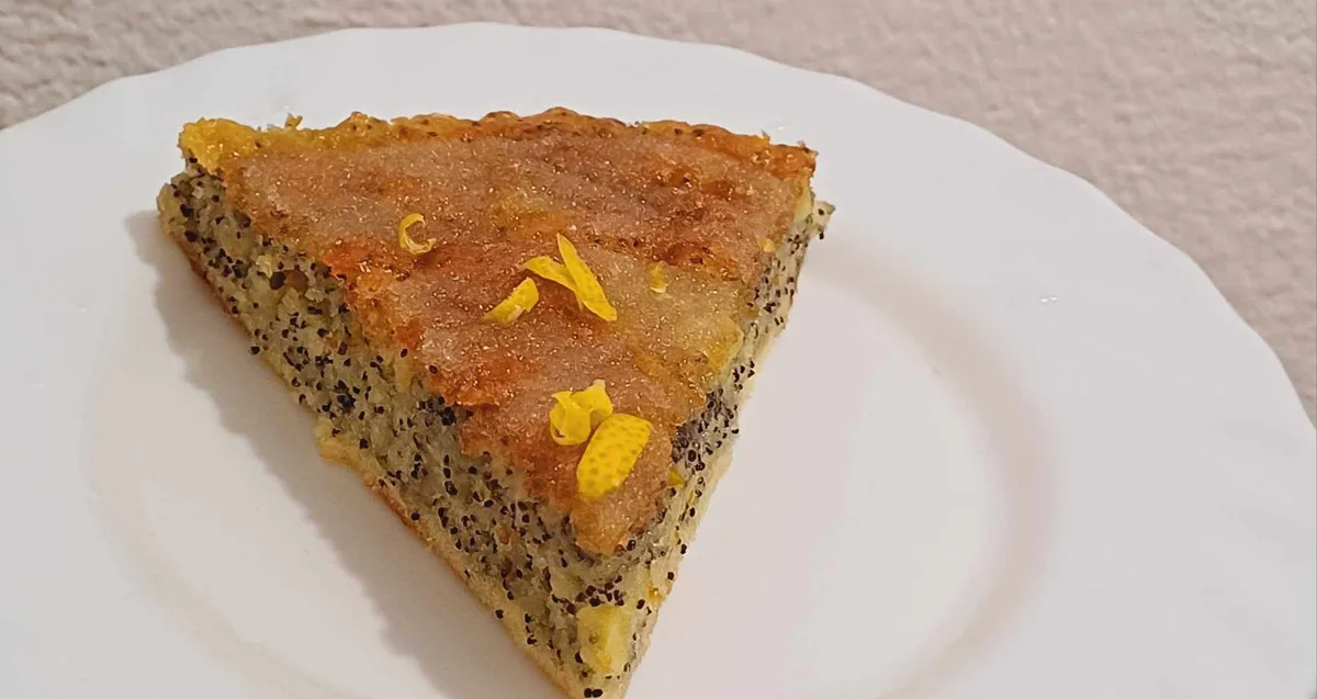 LIMUN KOLAČ SA MAKOM – Oduševljava aromom