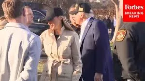 Melania Trump razgovara na ‘našem’ jeziku sa porodicom  kojoj je požar uništio dom (VIDEO)