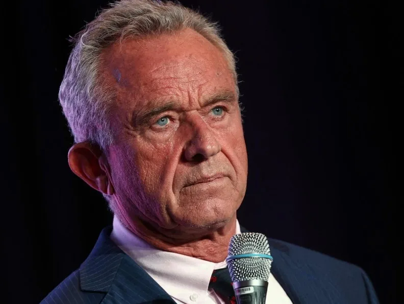 Robert Kennedy: Zabraniti da se socijalna pomoć troši na brzu hranu