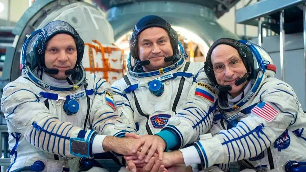 Dva ruska i jedan američki astronaut sletjeli u Kazahstan nakon sedam mjeseci u svemiru