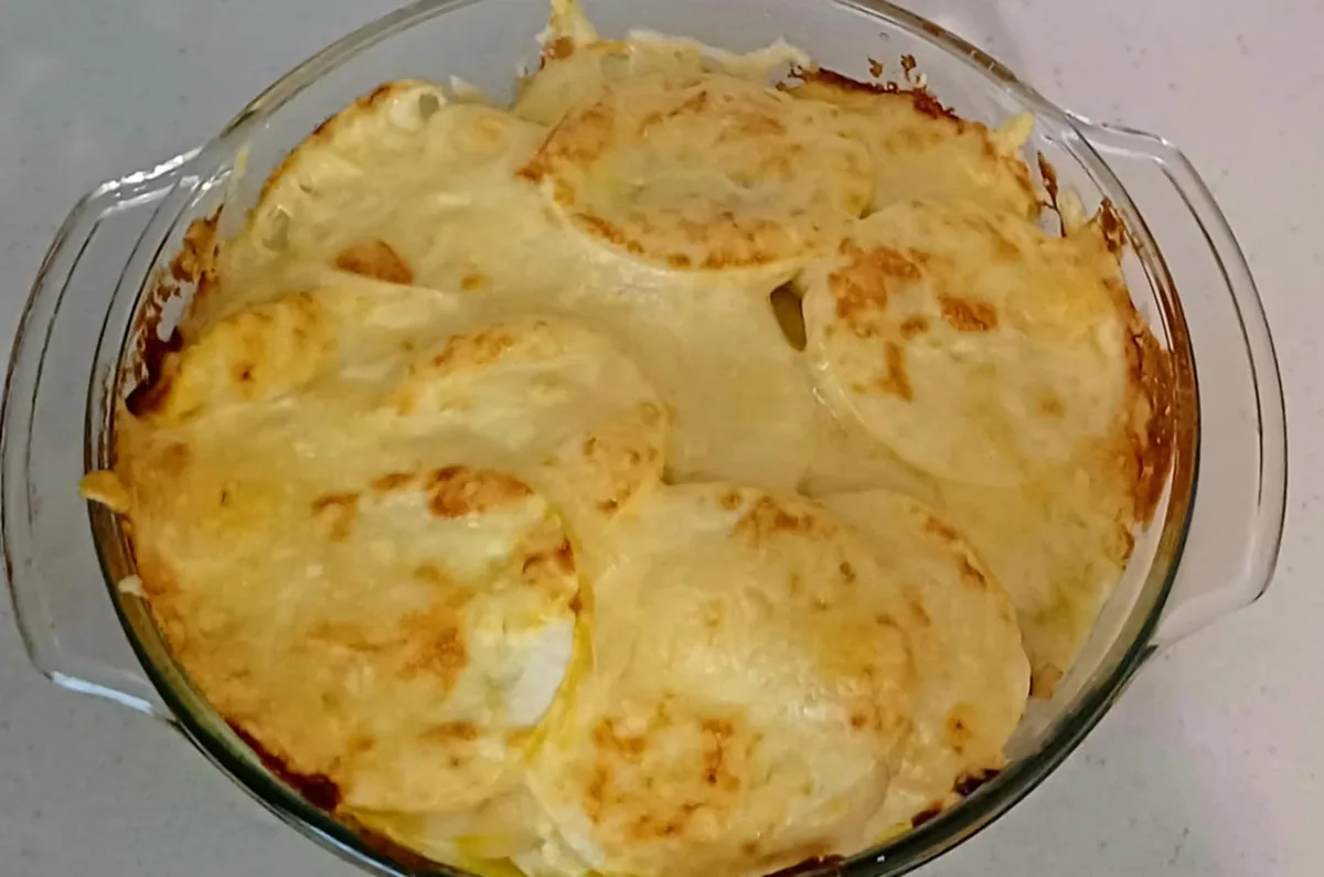 Ovaj složenac od tikvica i piletine bolji je od musake