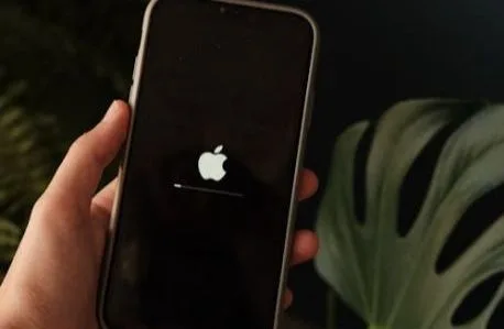 Mobitel vam se često resetira: Evo kako otkriti o čemu je riječ i kako to spriječiti