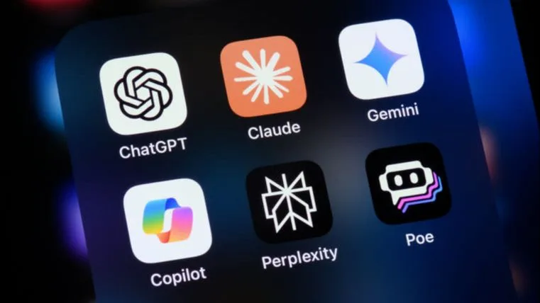 Raste popularnost ovog AI chatbota: Može li nadmašiti ChatGPT?