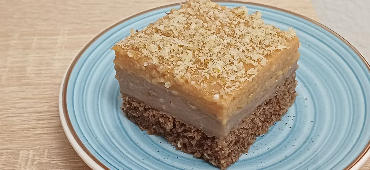 Svi su tražili recept! Karamel kolač koji se reže savršeno – bez komplikovanja