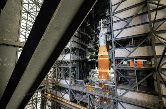 NASA se sprema za prvo oblijetanje Mjeseca nakon pola vijeka: Lansiranje moguće već u februaru