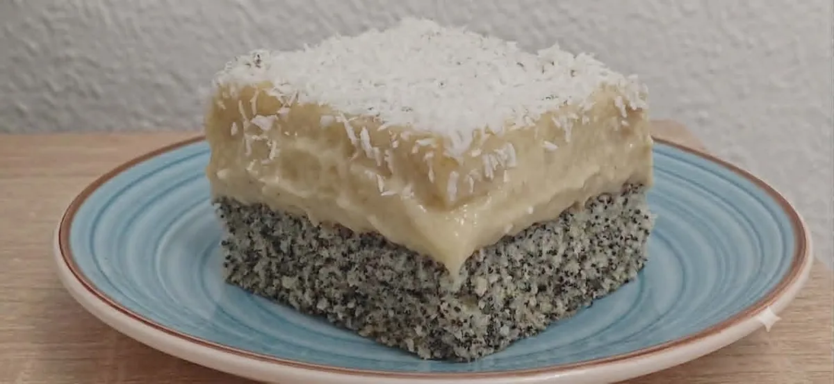 OVAJ KOLAČ OD MAKA I BANANA ODUŠEVIO JE SVE – JEDNOSTAVAN RECEPT KOJI USPJEVA SVAKOME
